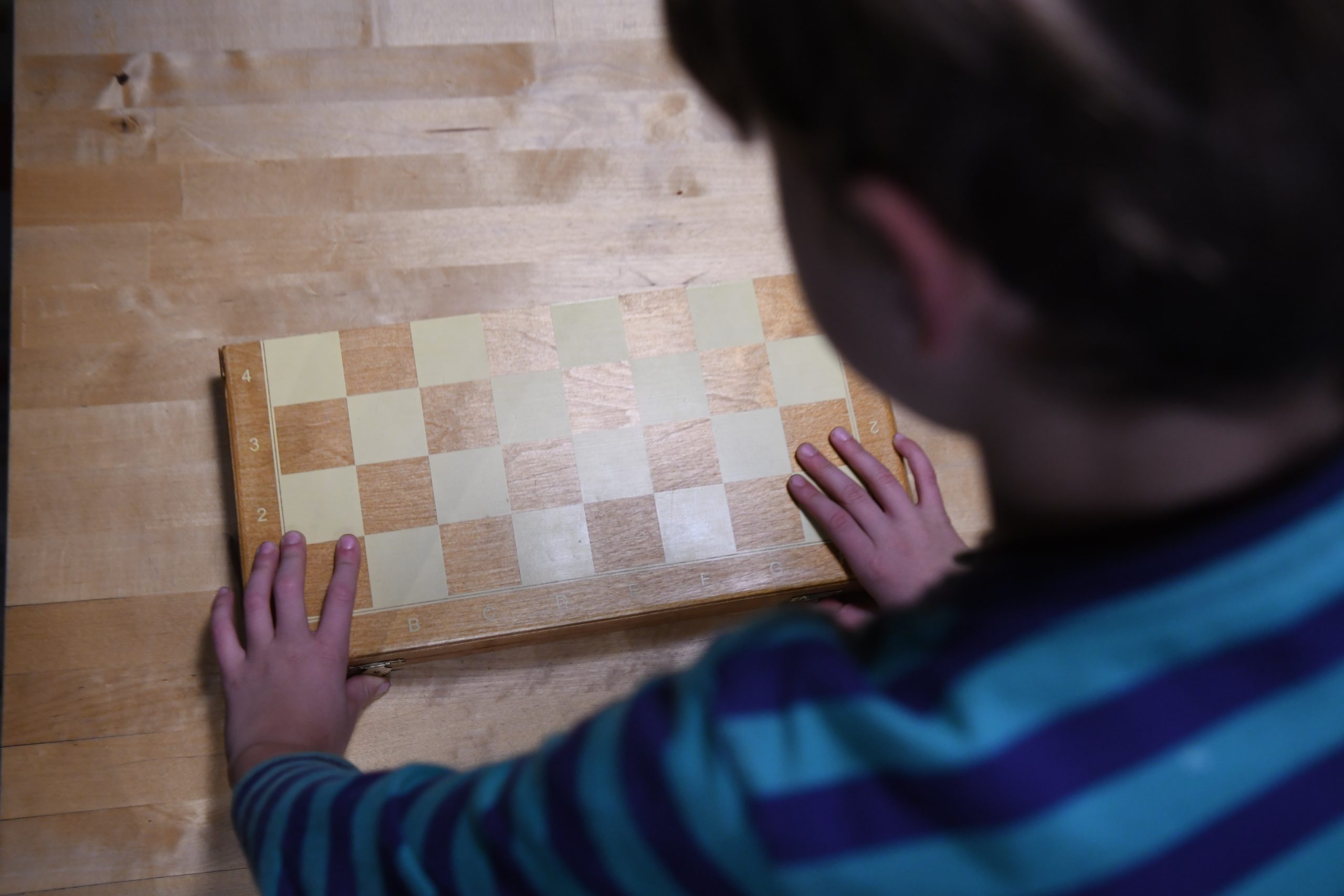 kid opening chess set